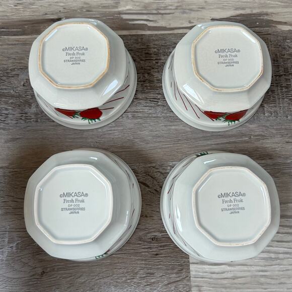 Mikasa Fresh Fruit Strawberry Bowls & Creamer DP002 Japan Set of 5 - Picture 3 of 7